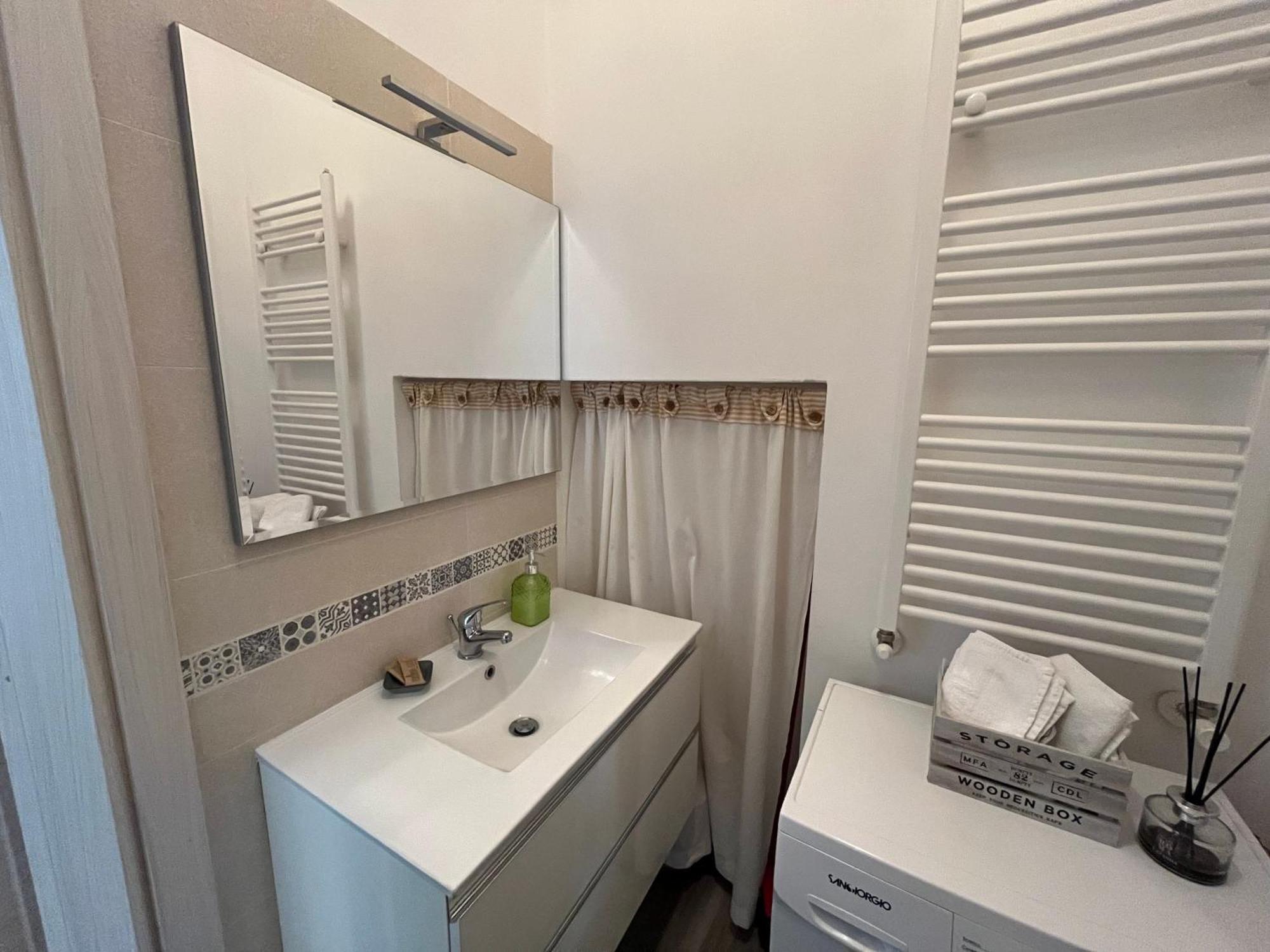 Domus Tuscia Apartments San Faustino Guesthouse فِتيربو المظهر الخارجي الصورة